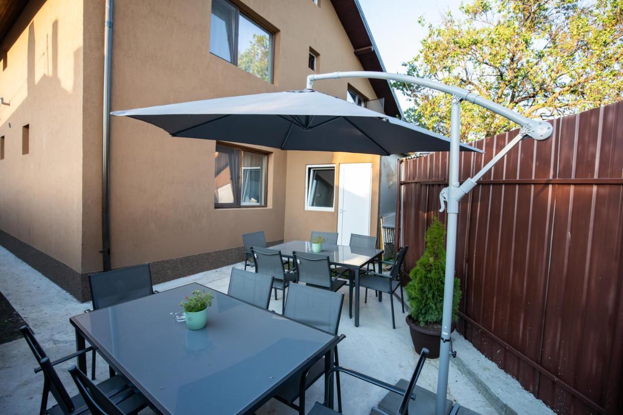 Dania&Petru Residence Tîrgu Ocna エクステリア 写真