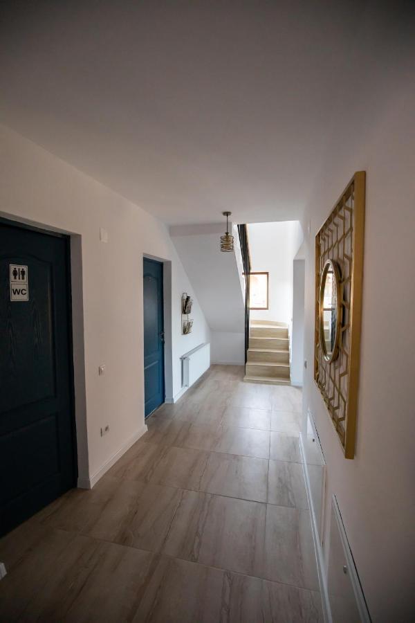 Dania&Petru Residence Tîrgu Ocna エクステリア 写真